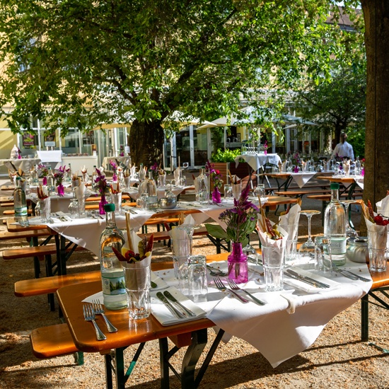 Bild: Feiern Sie Ihr Sommerfest, die Open-Air-Party oder das Get-Together im Kaisersaal Erfurt